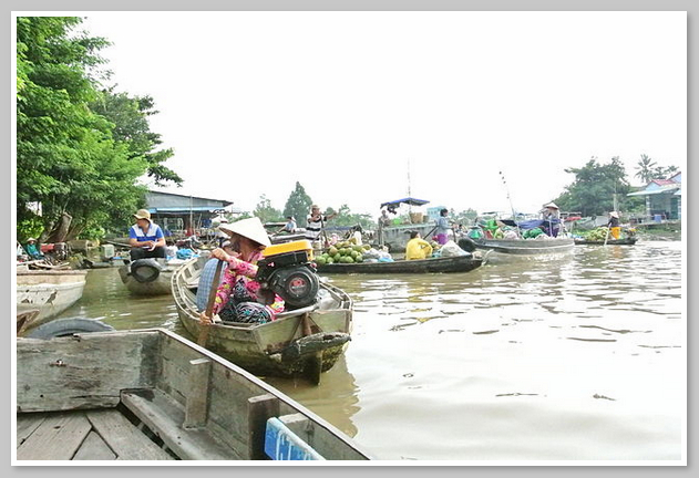 Hình ảnh một khu chợ trên sông ở xã Nhơn Nghĩa Phong Điền Cần Thơ