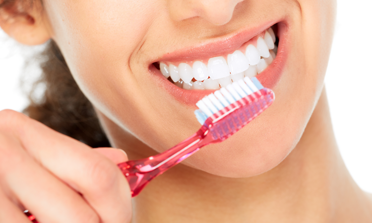 Cần chăm sóc kỹ răng miệng sau khi ghép xương để hạn chế rủi ro viêm nhiễm 